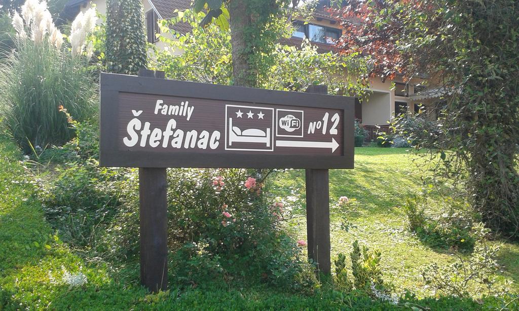 Apartments And Rooms Stefanac Slunj Eksteriør bilde