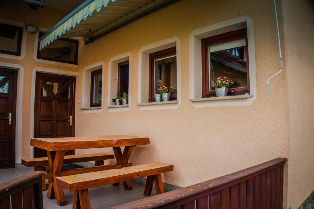 Apartments And Rooms Stefanac Slunj Rom bilde